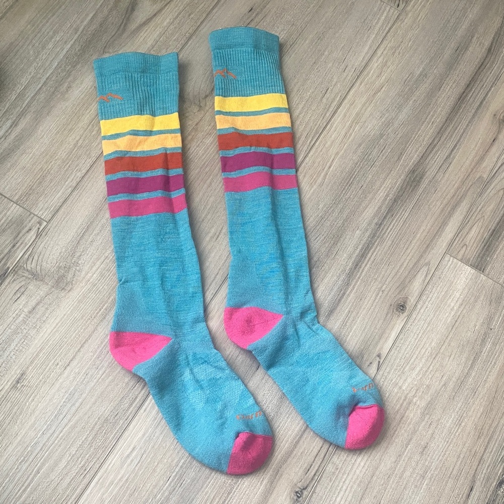 Vibrant Striped Darn Tough over the calf ski/snowboard socks with cushion-NWOT